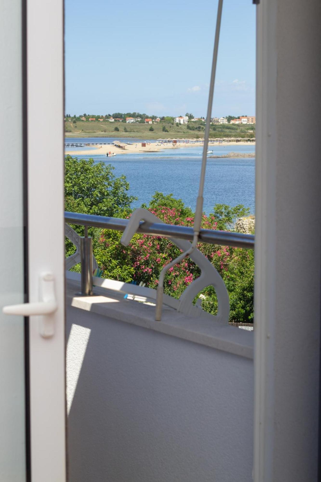 Apartments And Rooms With Parking Space Nin, Zadar - 5805 מראה חיצוני תמונה