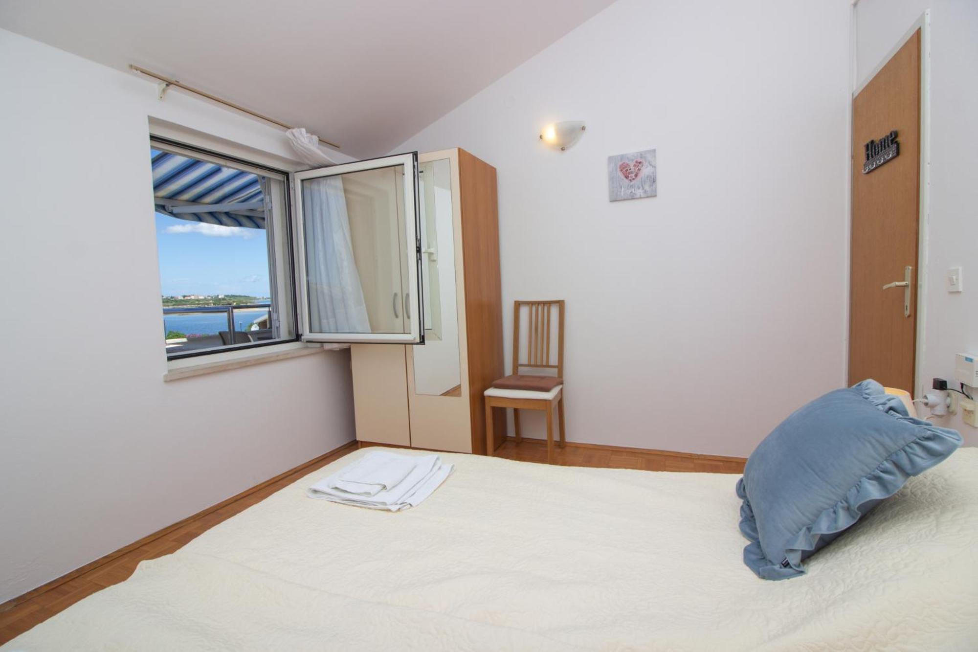 Apartments And Rooms With Parking Space Nin, Zadar - 5805 חדר תמונה